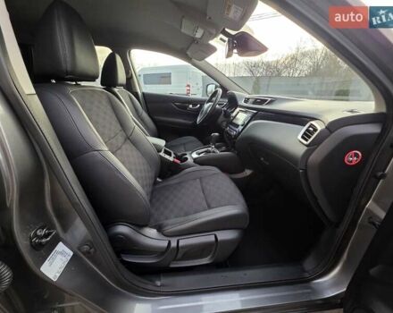 Серый Ниссан Кашкай, объемом двигателя 1.6 л и пробегом 168 тыс. км за 15950 $, фото 55 на Automoto.ua