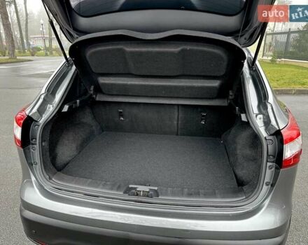 Сірий Ніссан Кашкай, об'ємом двигуна 2 л та пробігом 84 тис. км за 15800 $, фото 21 на Automoto.ua