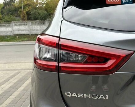 Сірий Ніссан Кашкай, об'ємом двигуна 1.6 л та пробігом 85 тис. км за 19300 $, фото 18 на Automoto.ua