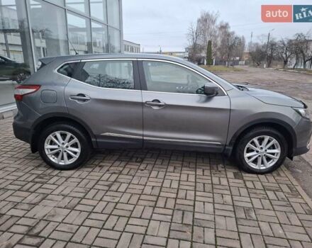 Сірий Ніссан Кашкай, об'ємом двигуна 1.6 л та пробігом 159 тис. км за 16300 $, фото 6 на Automoto.ua