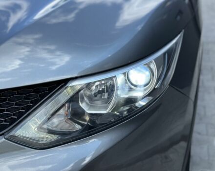 Серый Ниссан Кашкай, объемом двигателя 1.6 л и пробегом 137 тыс. км за 14999 $, фото 23 на Automoto.ua