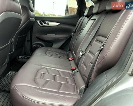 Сірий Ніссан Кашкай, об'ємом двигуна 1.6 л та пробігом 85 тис. км за 19300 $, фото 41 на Automoto.ua