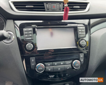 Сірий Ніссан Кашкай, об'ємом двигуна 1.5 л та пробігом 181 тис. км за 19200 $, фото 10 на Automoto.ua