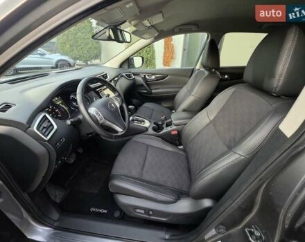 Серый Ниссан Кашкай, объемом двигателя 1.6 л и пробегом 168 тыс. км за 15950 $, фото 72 на Automoto.ua