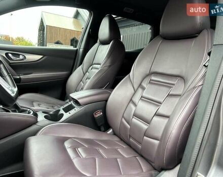 Сірий Ніссан Кашкай, об'ємом двигуна 1.6 л та пробігом 85 тис. км за 19300 $, фото 32 на Automoto.ua