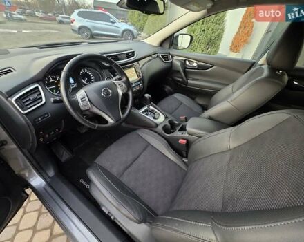 Серый Ниссан Кашкай, объемом двигателя 1.6 л и пробегом 168 тыс. км за 15950 $, фото 79 на Automoto.ua