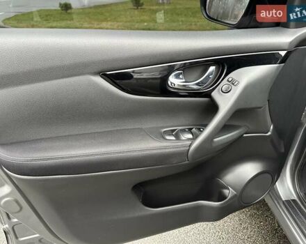 Сірий Ніссан Кашкай, об'ємом двигуна 2 л та пробігом 84 тис. км за 15800 $, фото 18 на Automoto.ua