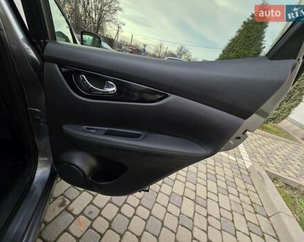 Серый Ниссан Кашкай, объемом двигателя 1.6 л и пробегом 168 тыс. км за 15950 $, фото 56 на Automoto.ua