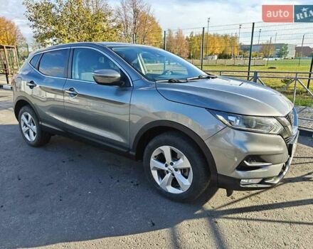 Ниссан Кашкай 2017 в Луцке на Automoto.ua Серый Ниссан Кашкай, объемом двигателя 1.6 л и пробегом 197 тыс. км за 16200 $, фото 13 на Automoto.ua