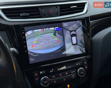 Серый Ниссан Кашкай, объемом двигателя 1.6 л и пробегом 245 тыс. км за 16000 $, фото 7 на Automoto.ua