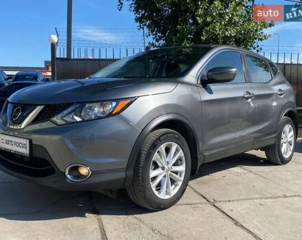 Серый Ниссан Кашкай, объемом двигателя 2 л и пробегом 123 тыс. км за 15690 $, фото 2 на Automoto.ua