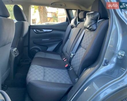 Серый Ниссан Кашкай, объемом двигателя 2 л и пробегом 123 тыс. км за 15690 $, фото 9 на Automoto.ua