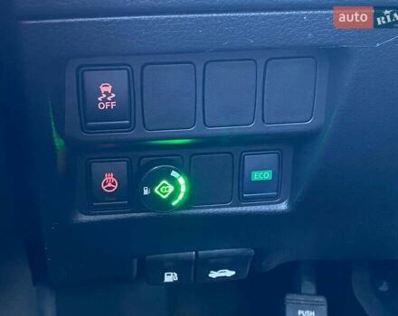 Серый Ниссан Кашкай, объемом двигателя 2 л и пробегом 123 тыс. км за 15690 $, фото 24 на Automoto.ua