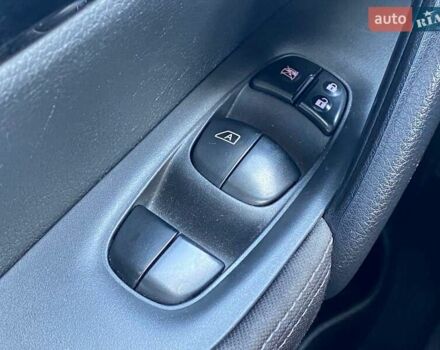 Серый Ниссан Кашкай, объемом двигателя 2 л и пробегом 123 тыс. км за 15690 $, фото 21 на Automoto.ua