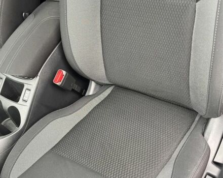 Серый Ниссан Кашкай, объемом двигателя 1.2 л и пробегом 60 тыс. км за 15000 $, фото 6 на Automoto.ua