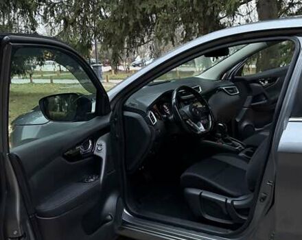 Серый Ниссан Кашкай, объемом двигателя 2 л и пробегом 120 тыс. км за 19000 $, фото 8 на Automoto.ua