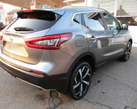 Серый Ниссан Кашкай, объемом двигателя 1.3 л и пробегом 31 тыс. км за 10000 $, фото 3 на Automoto.ua