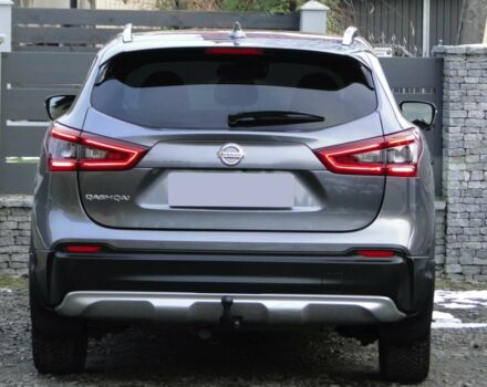 Сірий Ніссан Кашкай, об'ємом двигуна 1.3 л та пробігом 50 тис. км за 8000 $, фото 6 на Automoto.ua