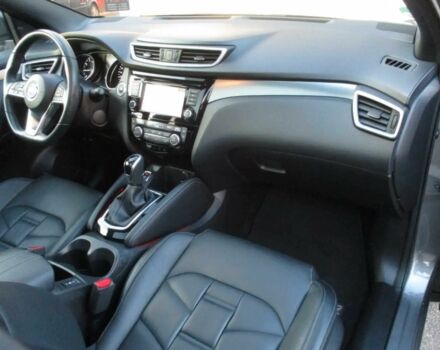 Серый Ниссан Кашкай, объемом двигателя 1.3 л и пробегом 31 тыс. км за 10000 $, фото 9 на Automoto.ua