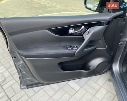 Серый Ниссан Кашкай, объемом двигателя 1.6 л и пробегом 124 тыс. км за 18500 $, фото 8 на Automoto.ua