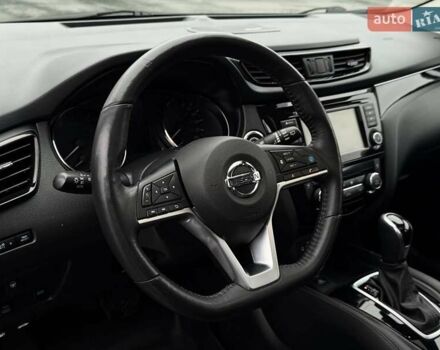 Серый Ниссан Кашкай, объемом двигателя 2 л и пробегом 83 тыс. км за 17700 $, фото 6 на Automoto.ua