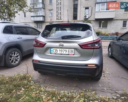 Серый Ниссан Кашкай, объемом двигателя 1.2 л и пробегом 60 тыс. км за 15000 $, фото 9 на Automoto.ua