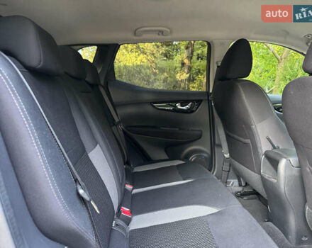 Серый Ниссан Кашкай, объемом двигателя 1.6 л и пробегом 148 тыс. км за 18300 $, фото 23 на Automoto.ua