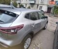 Серый Ниссан Кашкай, объемом двигателя 1.2 л и пробегом 60 тыс. км за 15000 $, фото 7 на Automoto.ua