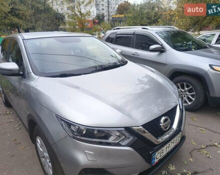 Серый Ниссан Кашкай, объемом двигателя 1.2 л и пробегом 60 тыс. км за 15000 $, фото 6 на Automoto.ua