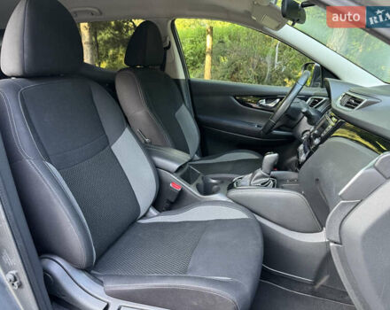 Серый Ниссан Кашкай, объемом двигателя 1.6 л и пробегом 148 тыс. км за 18300 $, фото 22 на Automoto.ua