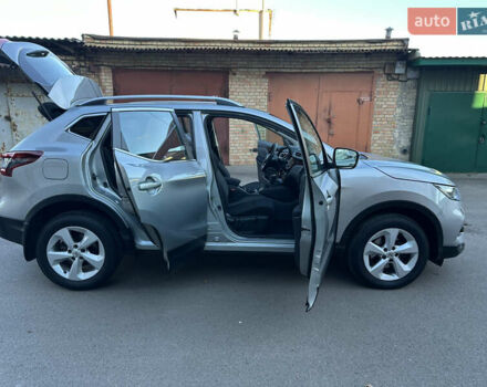 Серый Ниссан Кашкай, объемом двигателя 1.6 л и пробегом 45 тыс. км за 19900 $, фото 7 на Automoto.ua