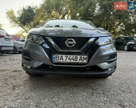 Серый Ниссан Кашкай, объемом двигателя 2 л и пробегом 50 тыс. км за 22500 $, фото 1 на Automoto.ua