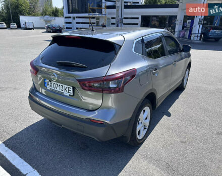 Серый Ниссан Кашкай, объемом двигателя 1.2 л и пробегом 85 тыс. км за 16000 $, фото 6 на Automoto.ua
