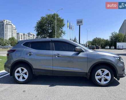 Серый Ниссан Кашкай, объемом двигателя 1.2 л и пробегом 85 тыс. км за 16000 $, фото 5 на Automoto.ua