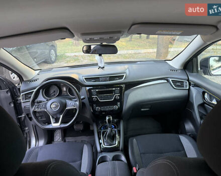 Серый Ниссан Кашкай, объемом двигателя 2 л и пробегом 50 тыс. км за 22500 $, фото 14 на Automoto.ua