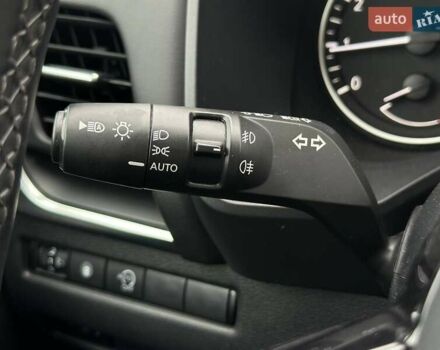 Сірий Ніссан Кашкай, об'ємом двигуна 1.33 л та пробігом 56 тис. км за 21990 $, фото 24 на Automoto.ua