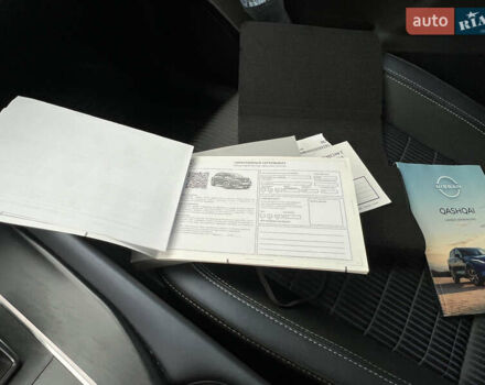 Сірий Ніссан Кашкай, об'ємом двигуна 1.33 л та пробігом 8 тис. км за 30499 $, фото 35 на Automoto.ua