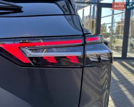 Серый Ниссан Кашкай, объемом двигателя 1.33 л и пробегом 12 тыс. км за 32599 $, фото 7 на Automoto.ua