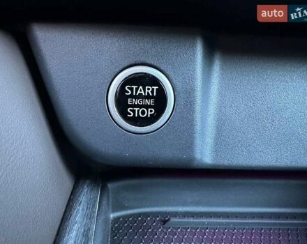 Серый Ниссан Кашкай, объемом двигателя 1.33 л и пробегом 12 тыс. км за 32599 $, фото 31 на Automoto.ua