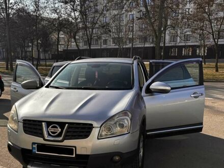 Сірий Ніссан Кашкай, об'ємом двигуна 2 л та пробігом 180 тис. км за 5500 $, фото 1 на Automoto.ua