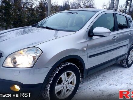 Серый Ниссан Кашкай, объемом двигателя 1.6 л и пробегом 226 тыс. км за 8600 $, фото 1 на Automoto.ua