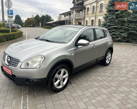 Серый Ниссан Кашкай, объемом двигателя 1.6 л и пробегом 151 тыс. км за 7700 $, фото 1 на Automoto.ua