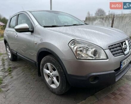 Серый Ниссан Кашкай, объемом двигателя 1.46 л и пробегом 329 тыс. км за 7500 $, фото 1 на Automoto.ua