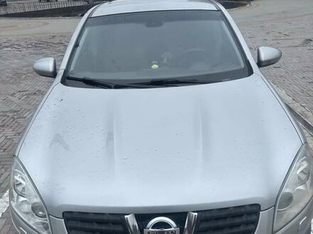 Серый Ниссан Кашкай, объемом двигателя 1.6 л и пробегом 131 тыс. км за 7500 $, фото 1 на Automoto.ua