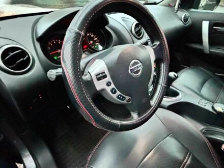 Серый Ниссан Кашкай, объемом двигателя 1.6 л и пробегом 401 тыс. км за 7900 $, фото 1 на Automoto.ua