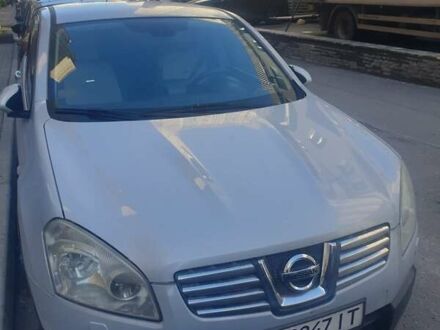 Серый Ниссан Кашкай, объемом двигателя 2 л и пробегом 170 тыс. км за 8400 $, фото 1 на Automoto.ua