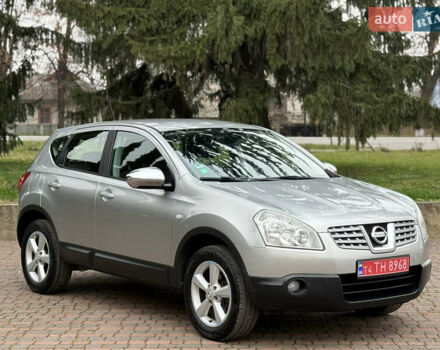 Серый Ниссан Кашкай, объемом двигателя 1.6 л и пробегом 250 тыс. км за 7750 $, фото 1 на Automoto.ua