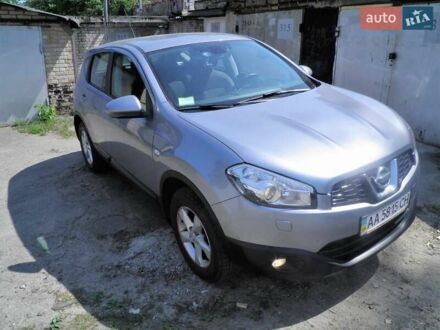 Ніссан Кашкай 2010 у Києві на Automoto.ua Сірий Ніссан Кашкай, об'ємом двигуна 1.99 л та пробігом 102 тис. км за 11500 $, фото 1 на Automoto.ua