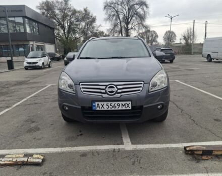 Серый Ниссан Кашкай, объемом двигателя 2 л и пробегом 243 тыс. км за 9700 $, фото 1 на Automoto.ua