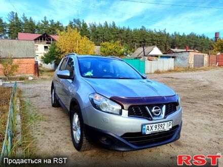 Ниссан Кашкай 2010 в Мерефа на Automoto.ua Серый Ниссан Кашкай, объемом двигателя 2 л и пробегом 0 тыс. км за 11000 $, фото 1 на Automoto.ua